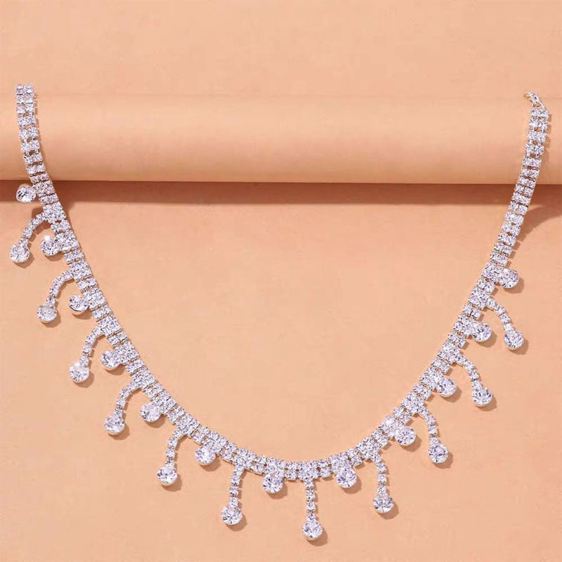 Fashionable And Elegant Women's Silver Tassel Glass Rhinestone Collarbone Chain