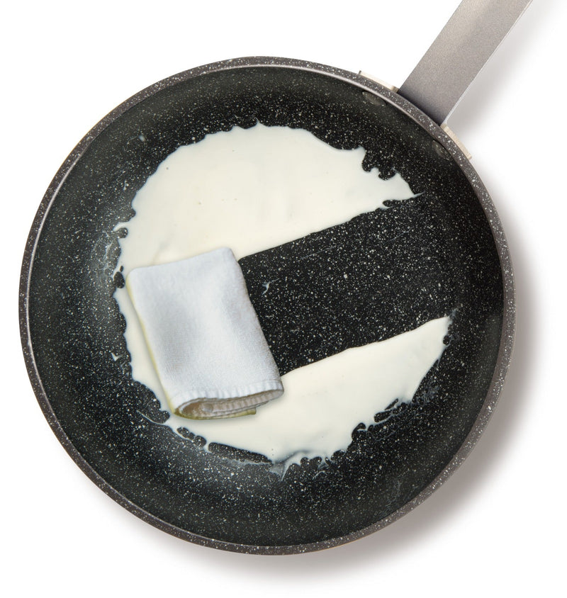 MASTERPAN Nonstick Frypan & Skillet with Chefs Handle, 8" (20cm)