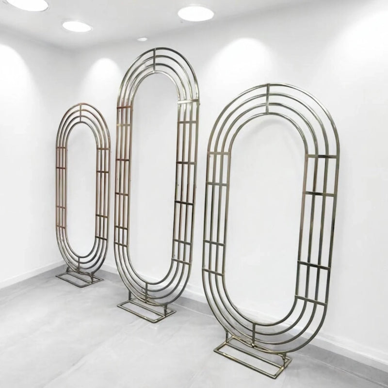 Noval Shiny Gold Wedding Backdrop Stand – Elegant Metal Arch