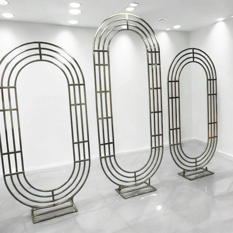 Noval Shiny Gold Wedding Backdrop Stand – Elegant Metal Arch