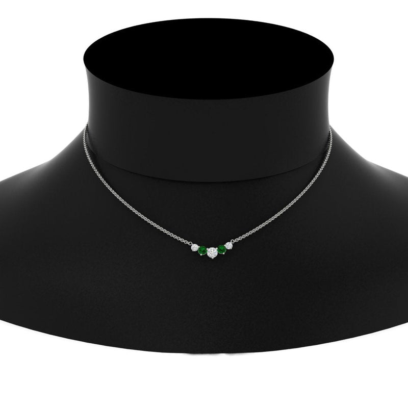 0.75 Carat Graduating Round Diamond Pendant