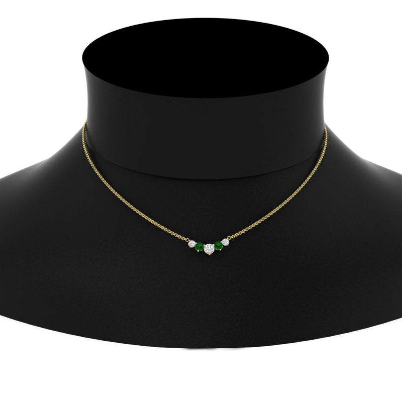 0.75 Carat Graduating Round Diamond Pendant