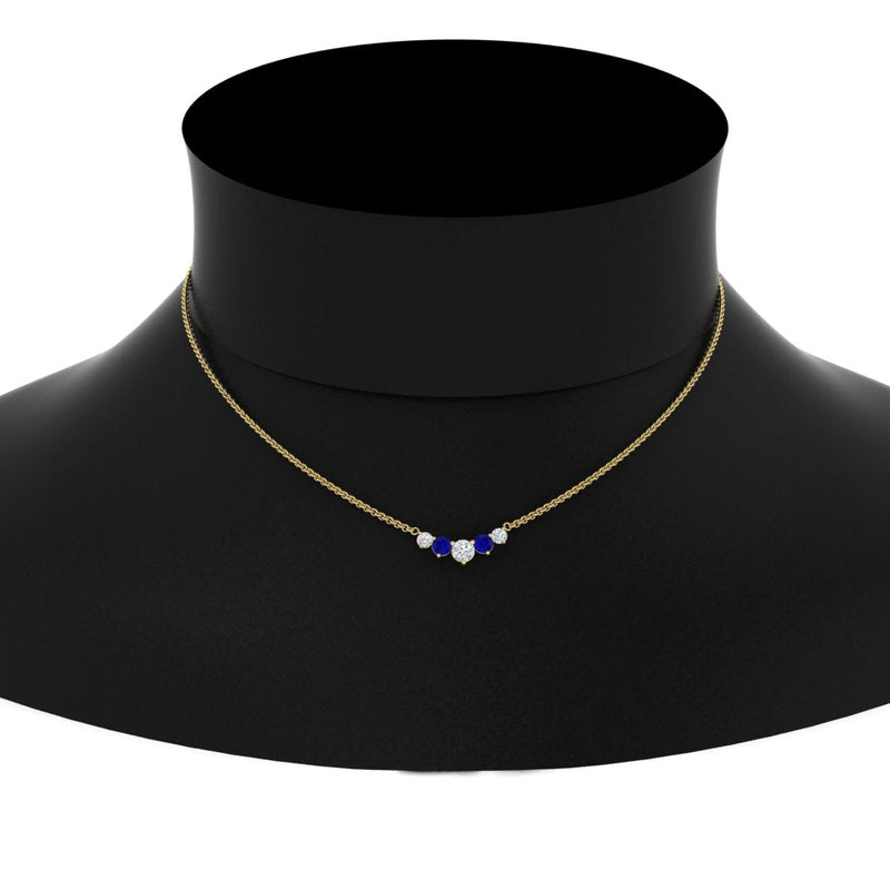 0.75 Carat Graduating Round Diamond Pendant
