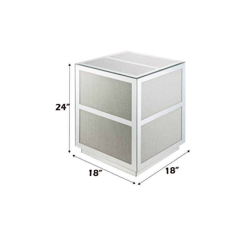 Noralie - 18" End Table With Faux Diamonds - Mirrored