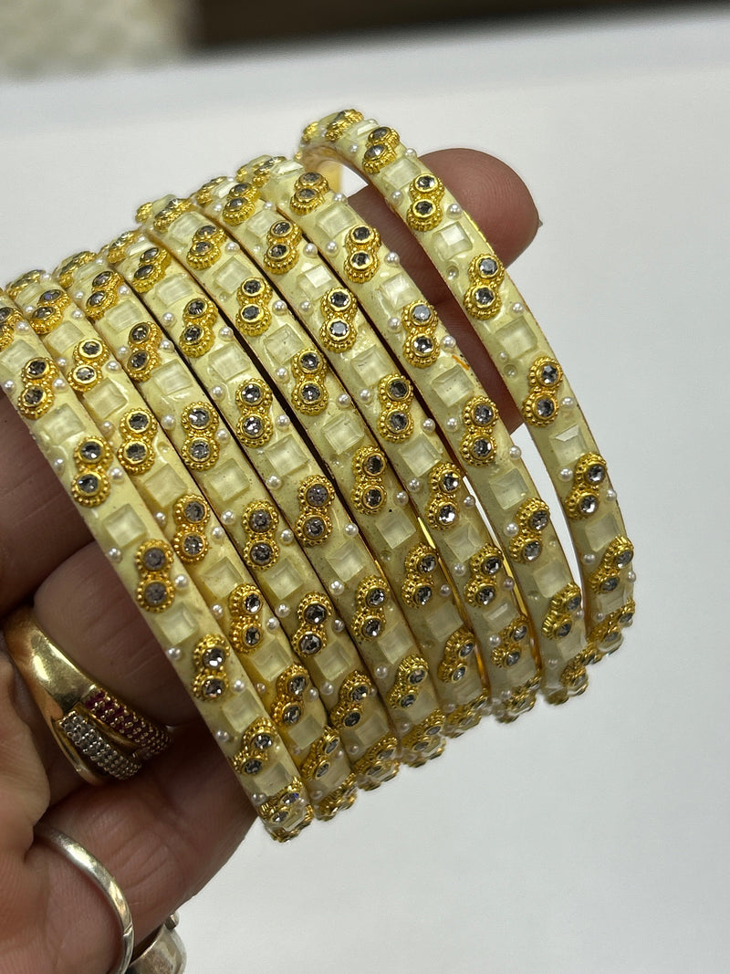 Bangles : size 2.6