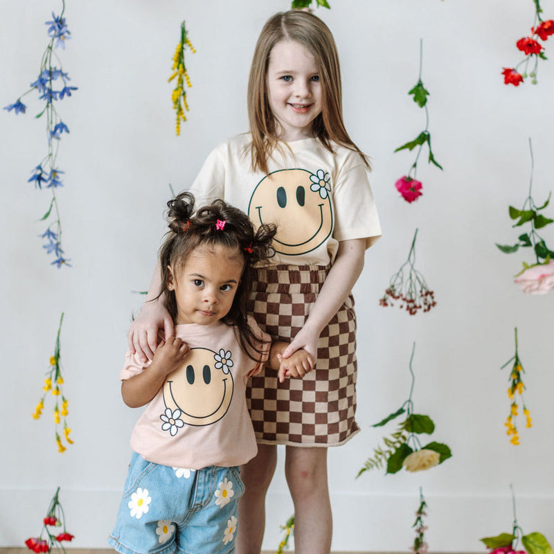 Big Smiley w/ Flowers - Child Tee