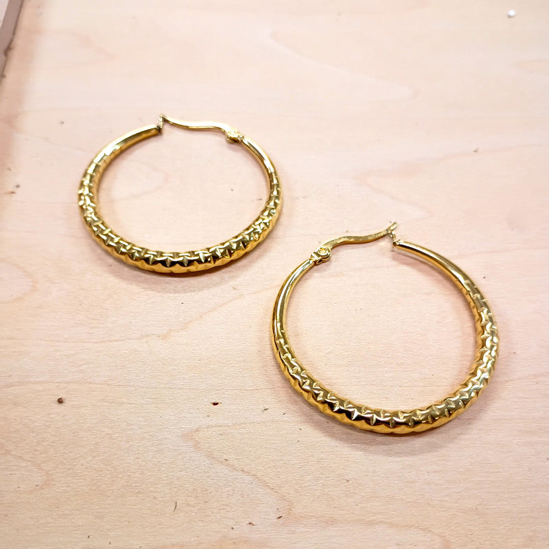 Medium Stainless Steel Engraved Hoop Earrings 14K Gold Plating 200d