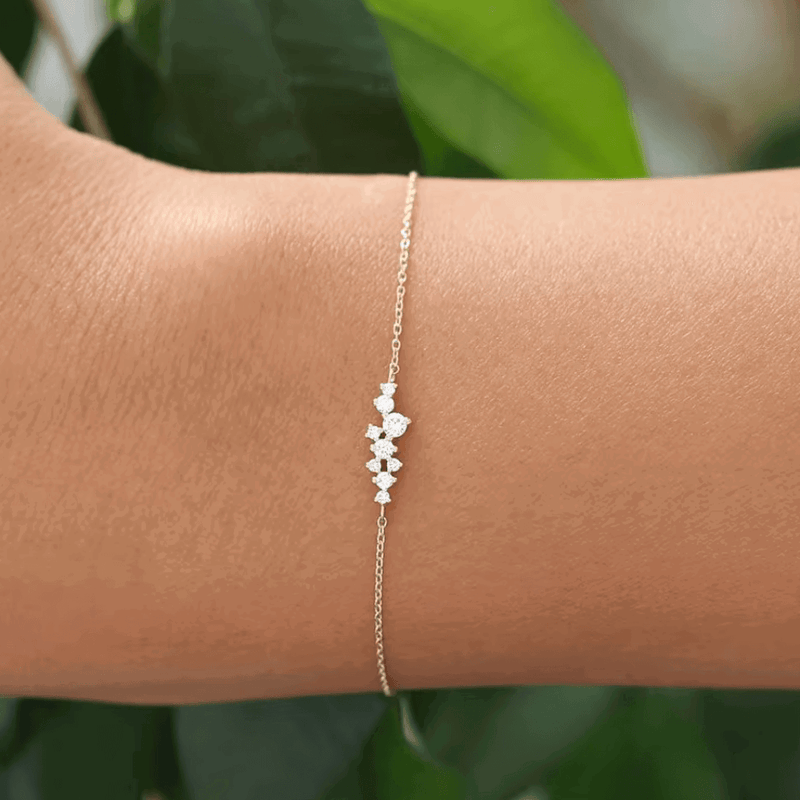 Perla Chain Link Bracelet with Round Cut Cubic Zirconia Cluster