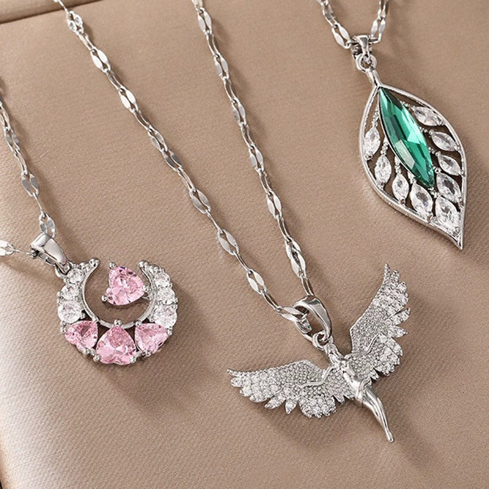 Women's Cute Dream Moon Necklace Versatile Design Jewelry