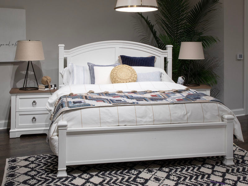Kingston - Panel Bed