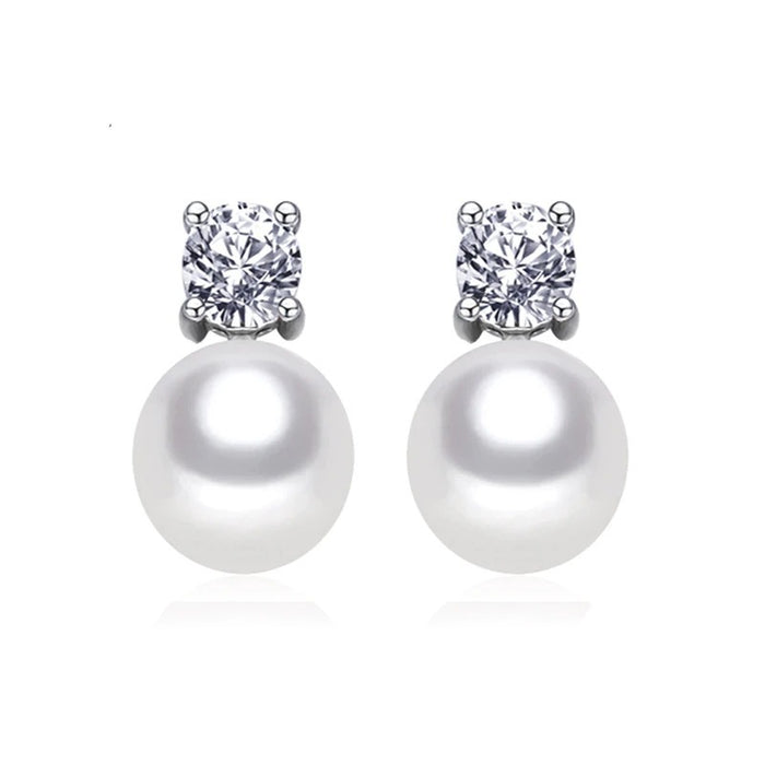 Round pearl stud earrings