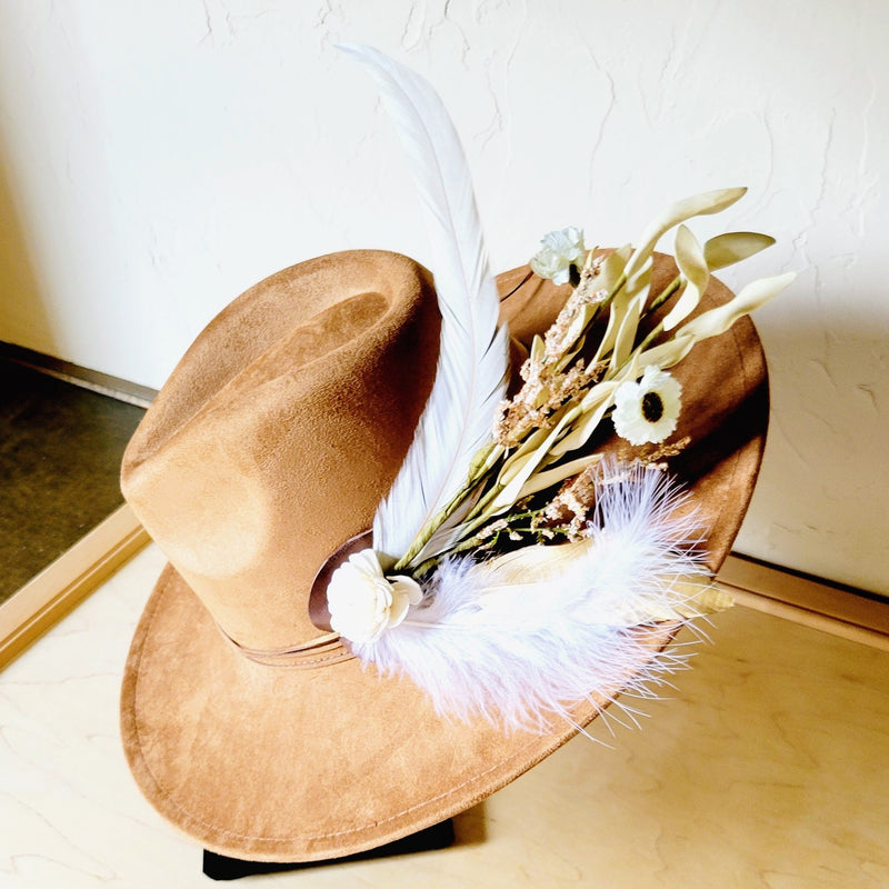 Boho Western Wedding Floral & Feather Bridsmaid Hat in Tan 984p
