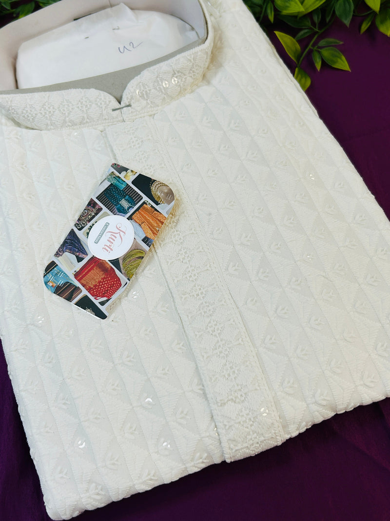 White chikankari short kurta