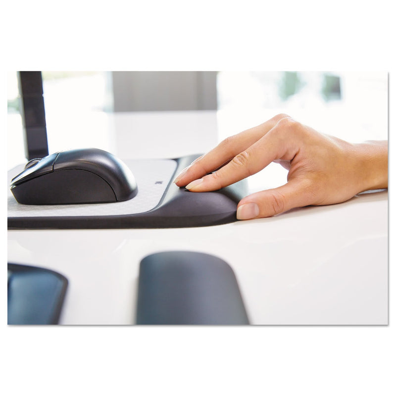 3M Mouse Pad with Precise Mousing Surface and Gel Wrist Rest, 8.5 x 9, Gray/Black