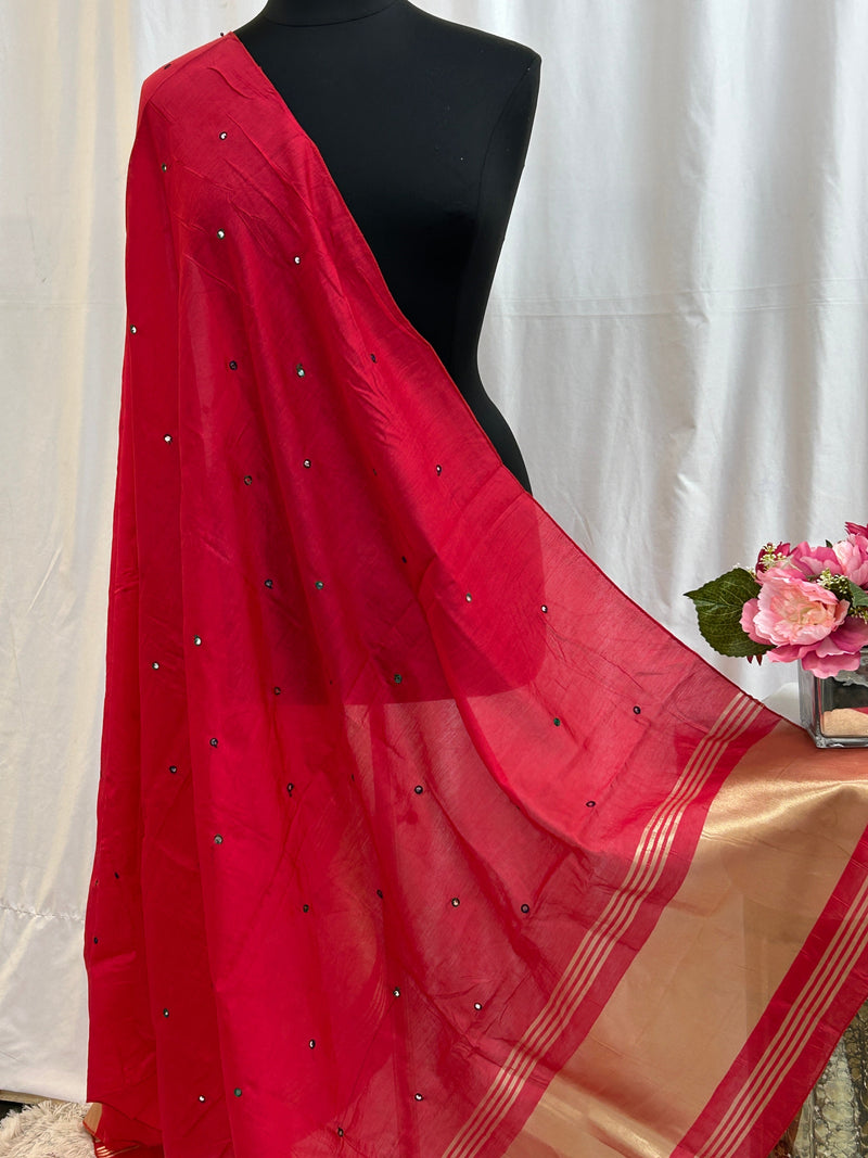Dark pink dupatta