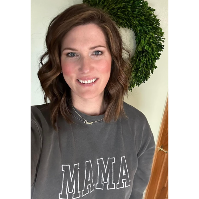 Embroidered PIGMENT Crewneck - OUTLINE NAME