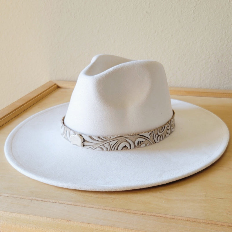 **Sandy White Floral Embossed Leather Hat Band w/ Turquoise Slab 951b