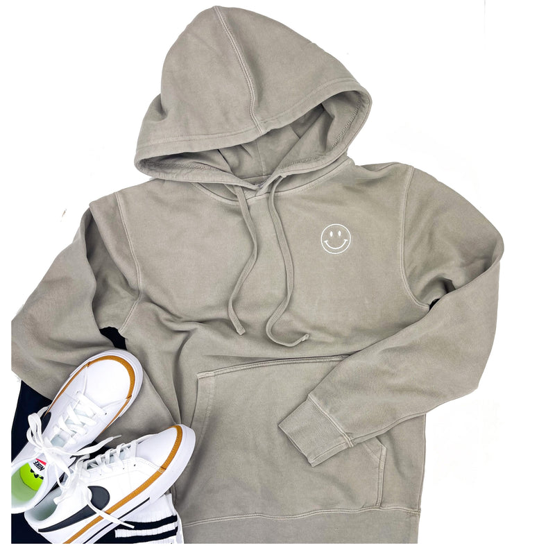 Embroidered PIGMENT HOODIE - Simple Smiley (pocket)