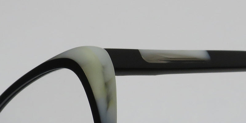 Vera Wang V542 Eyeglasses