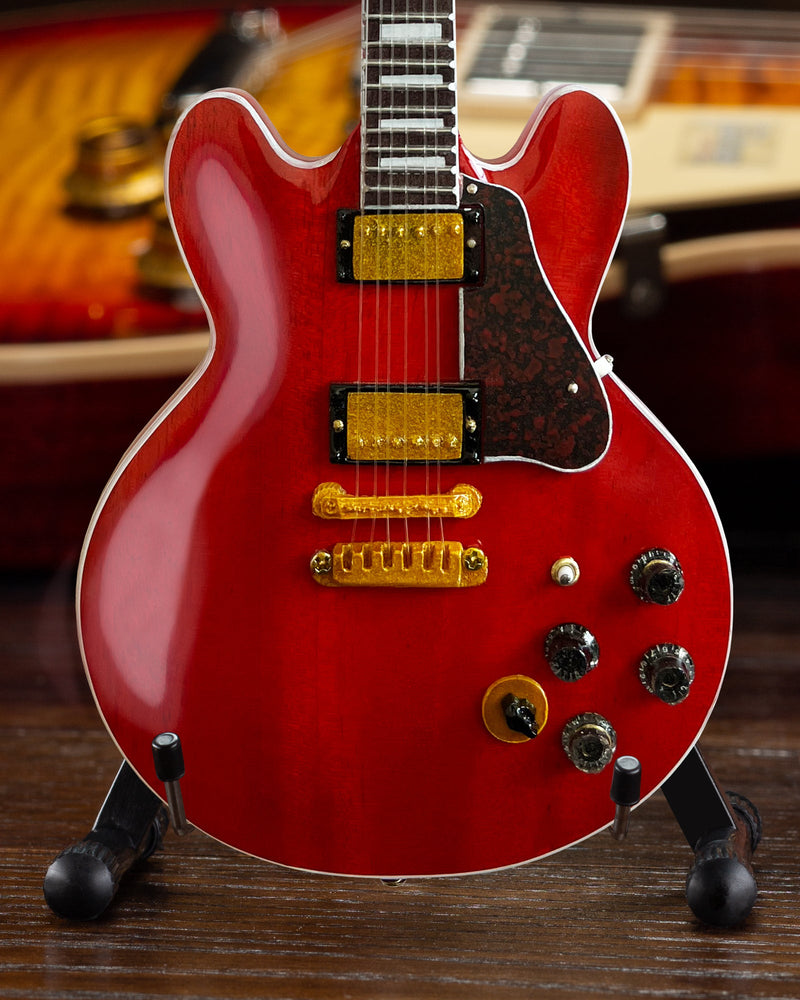 BB KING Gibson ES-355 Lucille Cherry Miniature Guitar Model