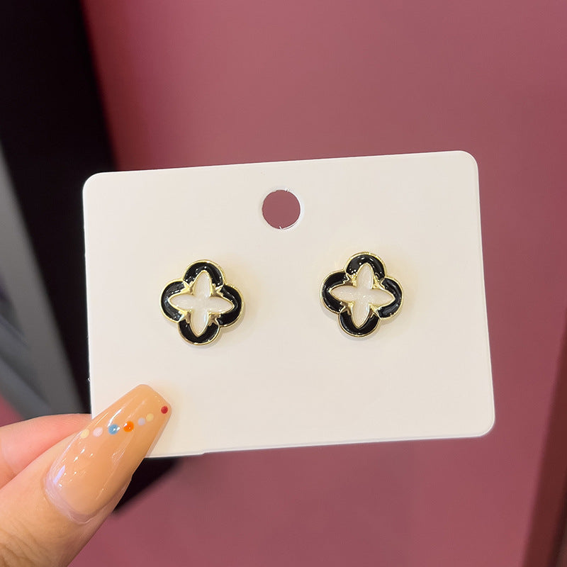 Women Four-Leaf Clover Black Enamel Earring