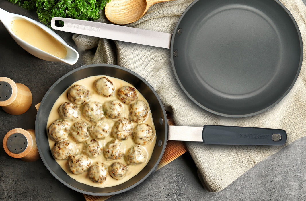 3 PACK CHEFS BUNDLE - 11" GRIDDLE + 8" FRY PAN + 9.5" FRY PAN, WITH STAINLESS STEEL HANDLE, SILICONE HANDLE COVER, CAST ALUMINUM WITH SWISS BRAND ILAG XERADUR 2 CERAMIC PTFE-FREE NON-STICK