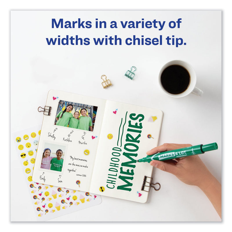 Avery MARKS A LOT Large Desk-Style Permanent Marker, Broad Chisel Tip, Green, Dozen (8885)
