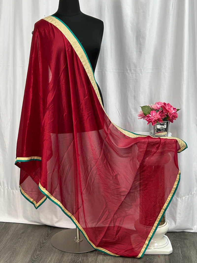 Maroon dupatta: chiffon