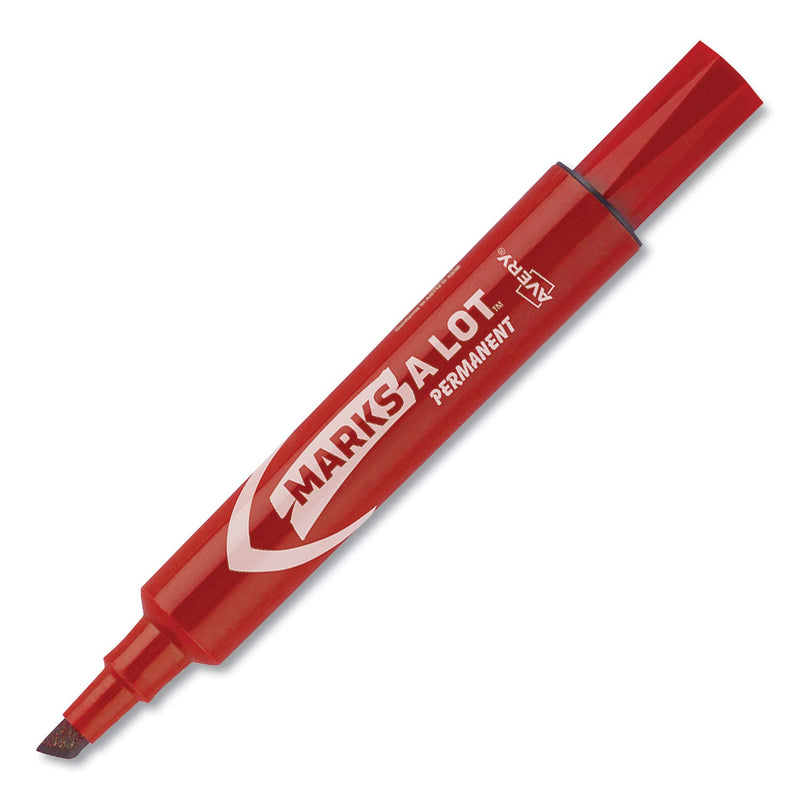 Avery MARKS A LOT Regular Desk-Style Permanent Marker, Broad Chisel Tip, Red, Dozen (7887)