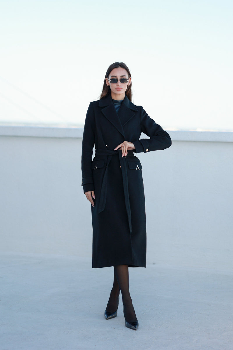 Alaska Classic Cashmere Blend Overcoat in Black