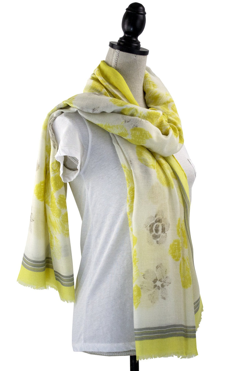 stylesilove Women Vintage Flower Frayed Edges Oversized Scarf Soft Shawl