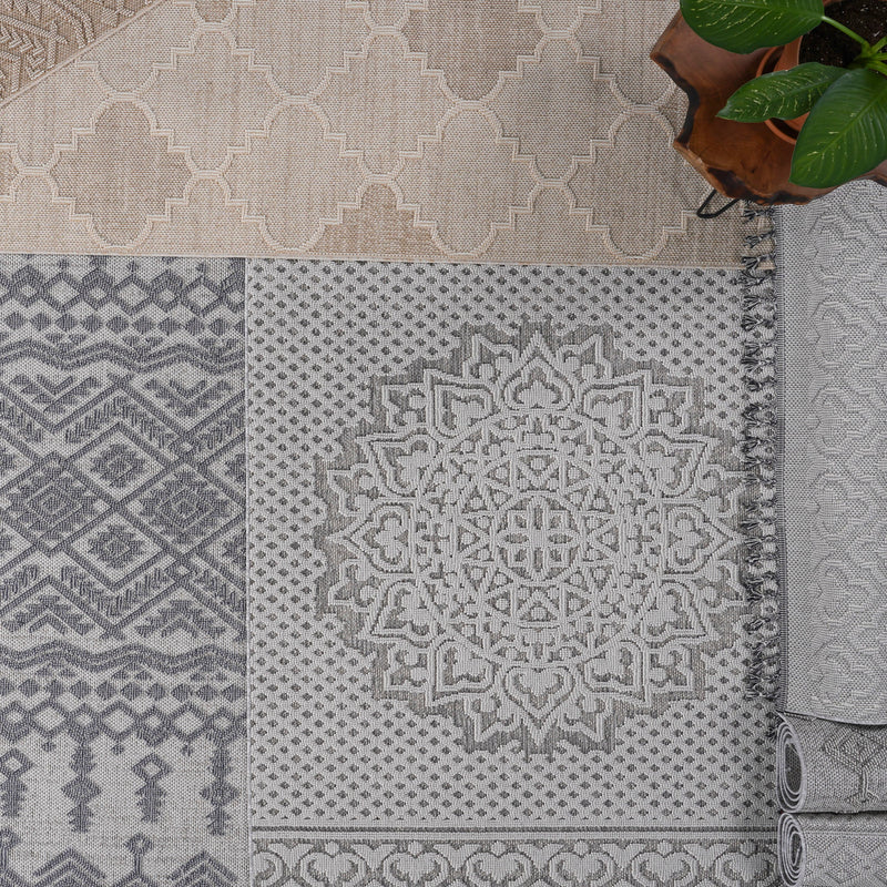 NAAR Guros Collection 4X6 Beige / Medallion Indoor / Outdoor Area Rug