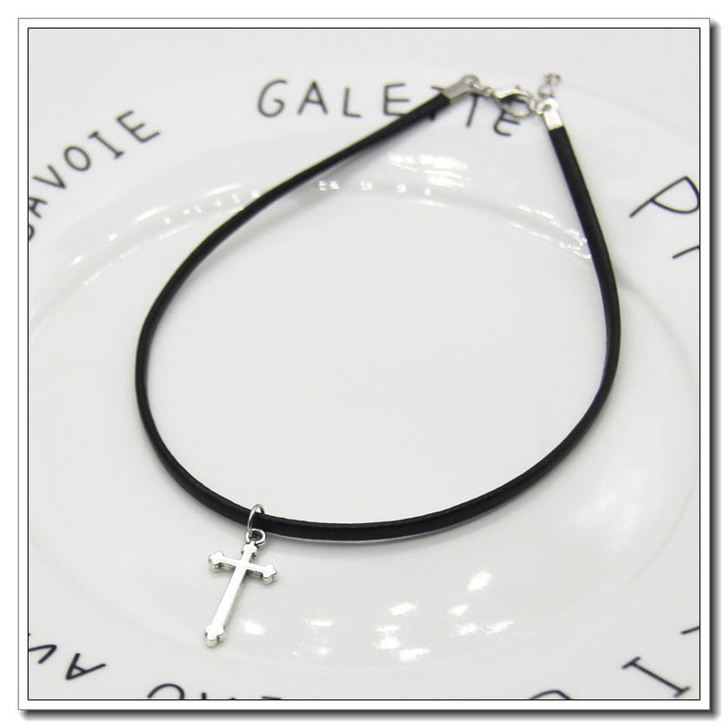 Retro Cross Pendant Necklace