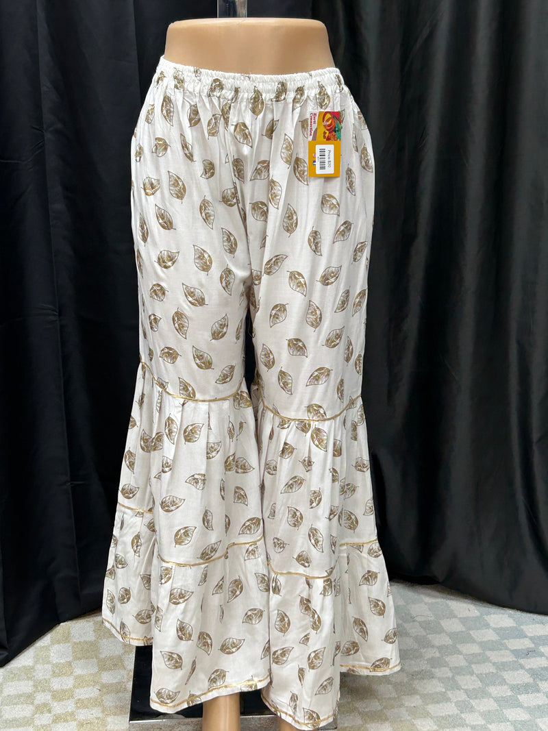 Cotton white pant with gold print