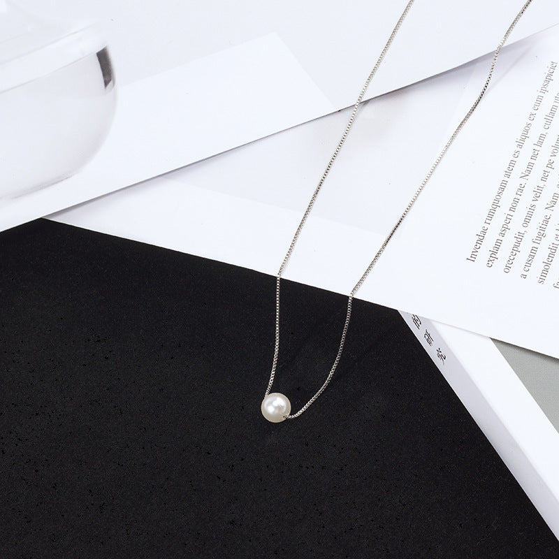 Single Pearl Pendant Necklaces