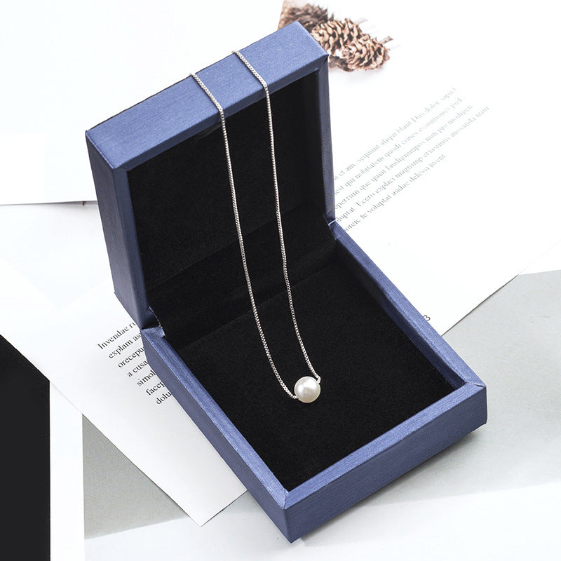 Single Pearl Pendant Necklaces