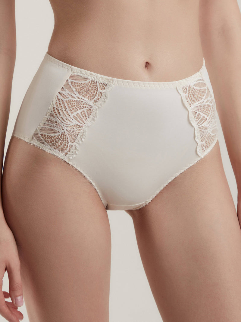 Panties Conte Aura RP2079 - Slip With a High Waistline