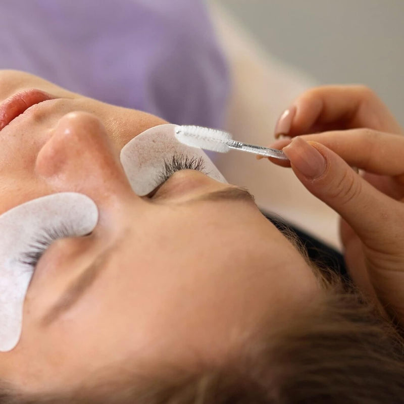 50PCS Mascara Wands, Crystal White Mascara Brushes, Disposable Eyelash Eyebrow Spoolie Brush, Lash Spoolies for Makeup Eyelash Extensions (White)