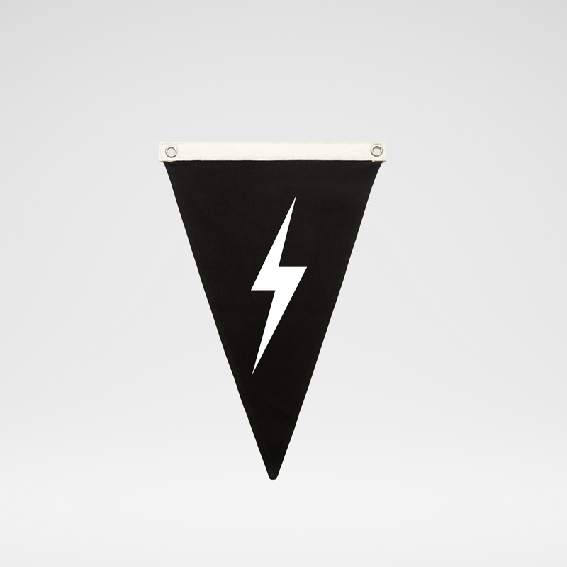 LIGHTNING BOLT CANVAS PENNANT - BLACK
