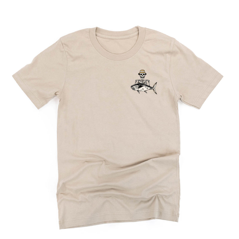 Fishing Skelly - Never Give Up (pf&b) - Unisex Tee