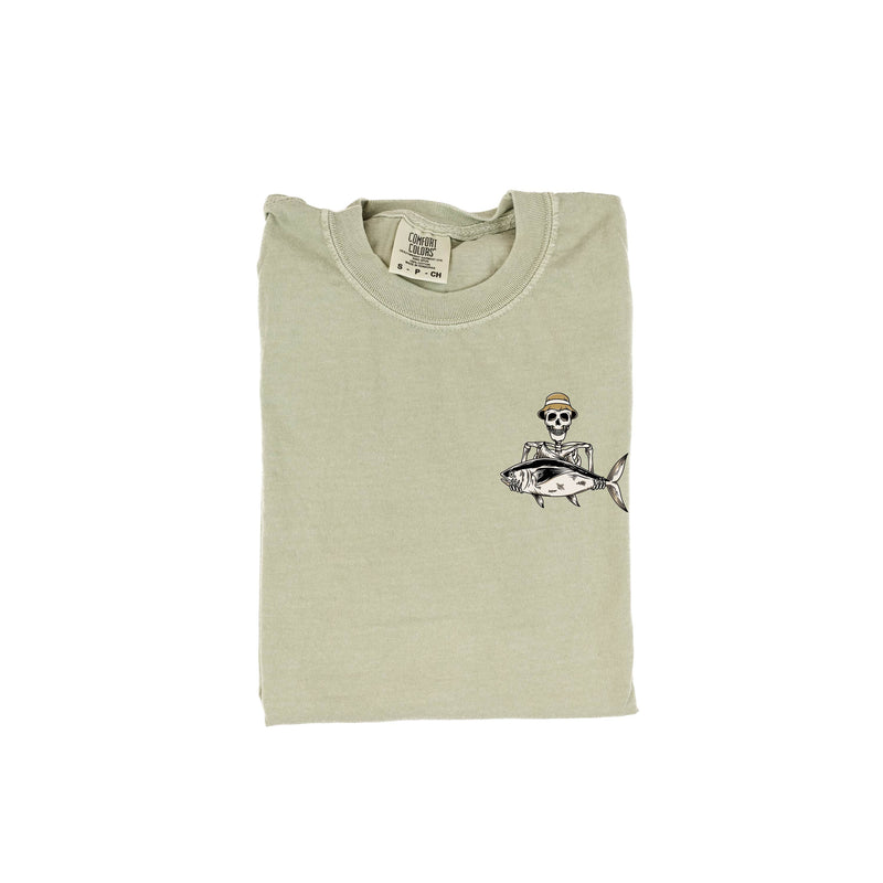 Fishing Skelly - Never Give Up (pf&b) - Comfort Colors Tee