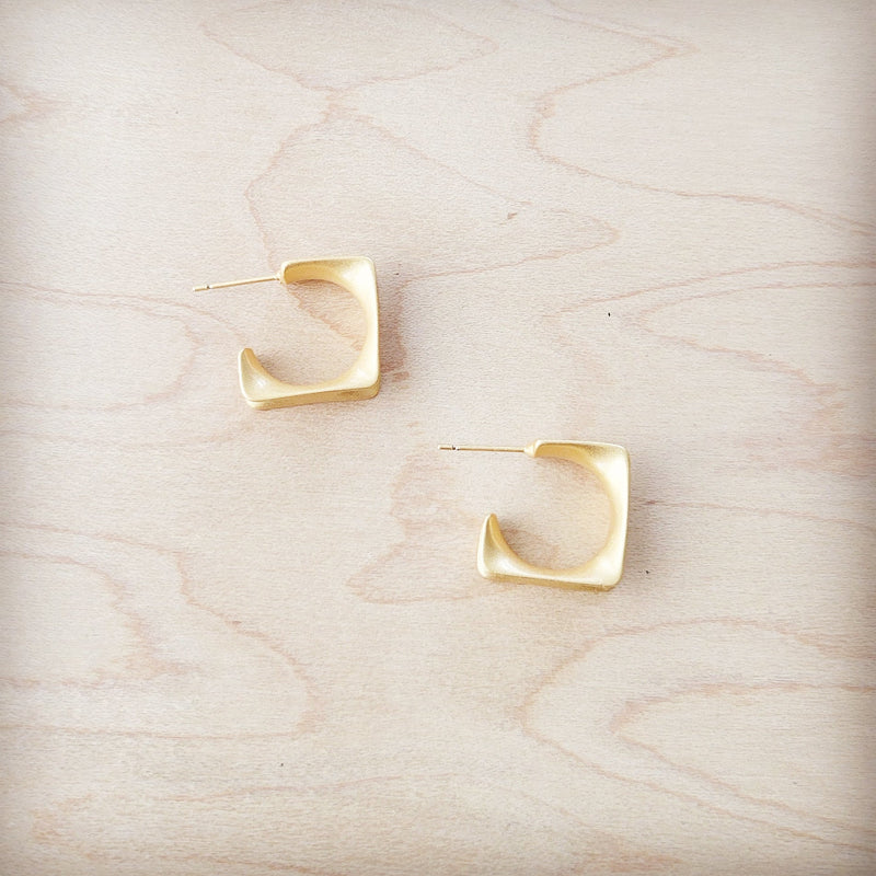 Matte Gold Square Hoop Earrings 200e
