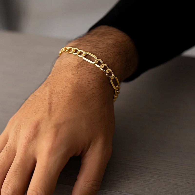 14k Yellow Gold Lite Figaro Bracelet (5.60 mm)