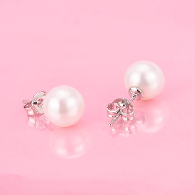 Amy and Annette 4.00 CTTW Cultured Pearl Earring in 18K Gold