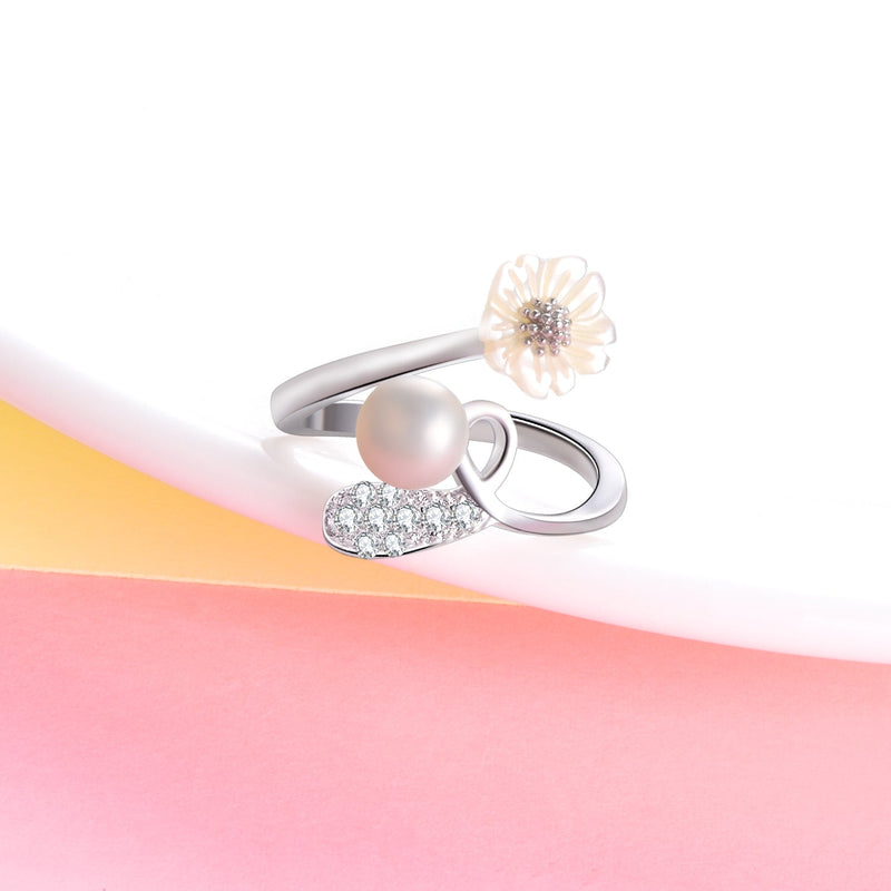 Cultured Pearl Adjustable 18K White Gold Ring