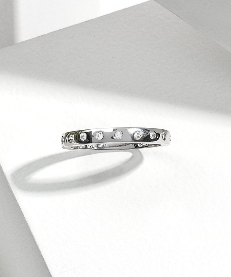 Sterling Silver Band Ring With crystals