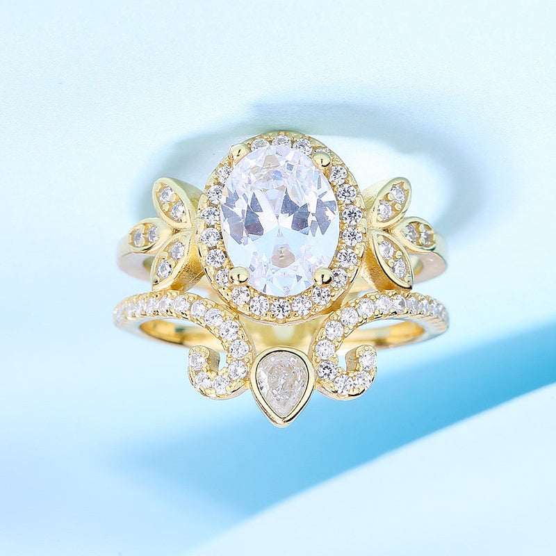 Sterling Silver Quaint Engagement Ring with crystals from Swarovski