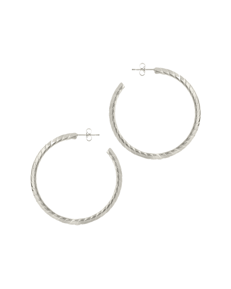 Everly Flat Herringbone Chain Hoop Earrings
