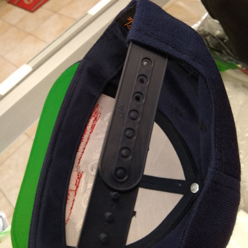 Embroidered  Logo De lo mio SnapBack Hats (Diferent colors)