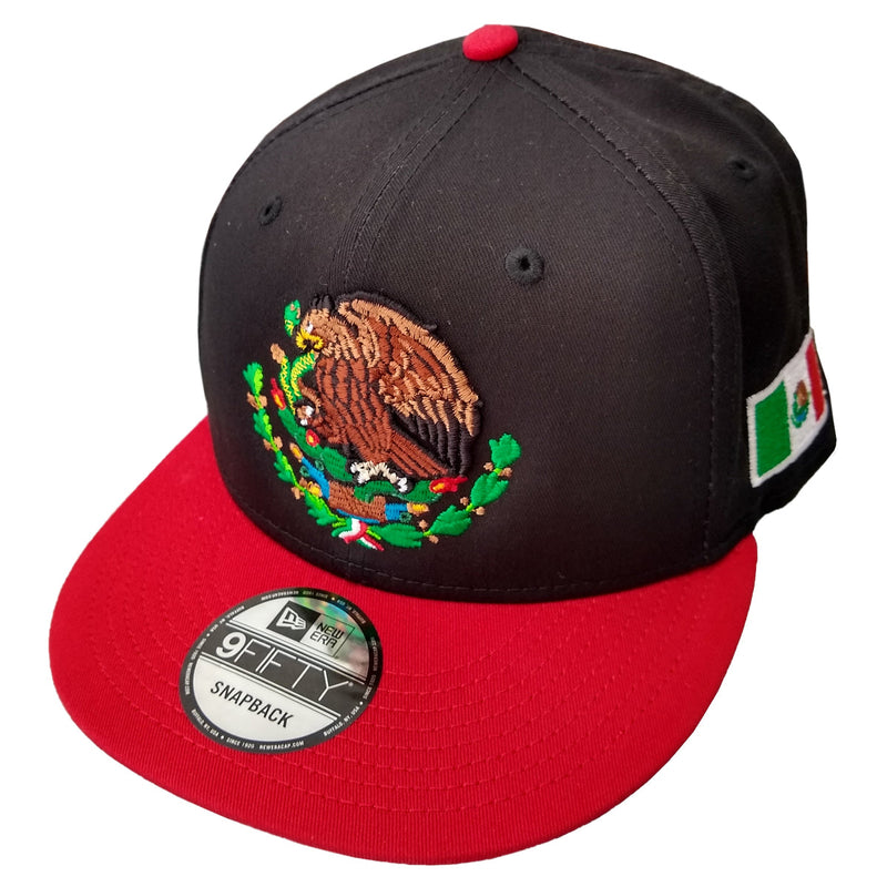 Embroidered Shield and flag SnapBack Mexico Black - Red Hat